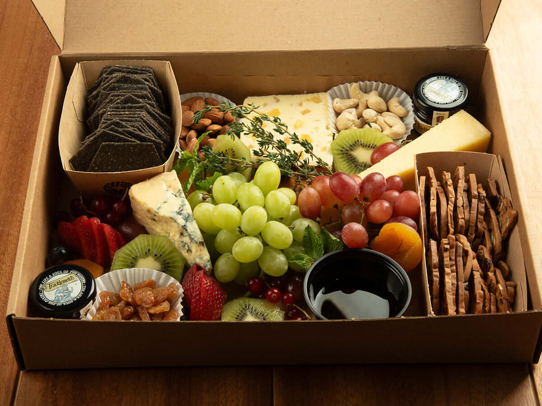 The Crown & Cheddar Cheese Board