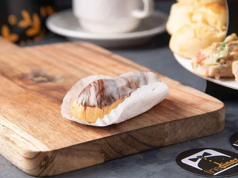 Chocolate Eclair - Fine Diner